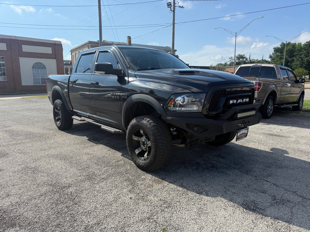2016 RAM 1500 Image 2