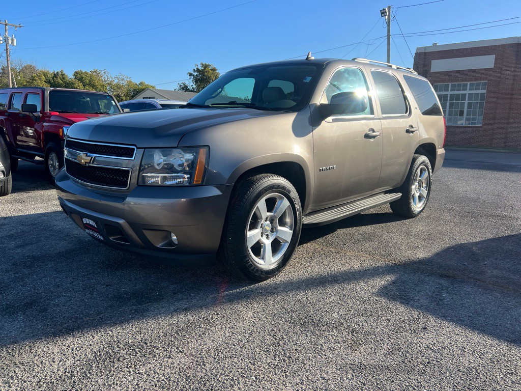 2012 Chevrolet Tahoe Image 1