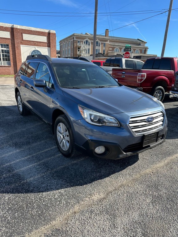 2017 Subaru Outback Image 2