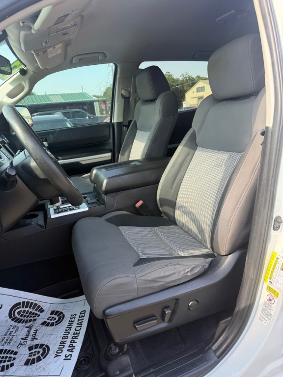 2017 Toyota Tundra Image 5
