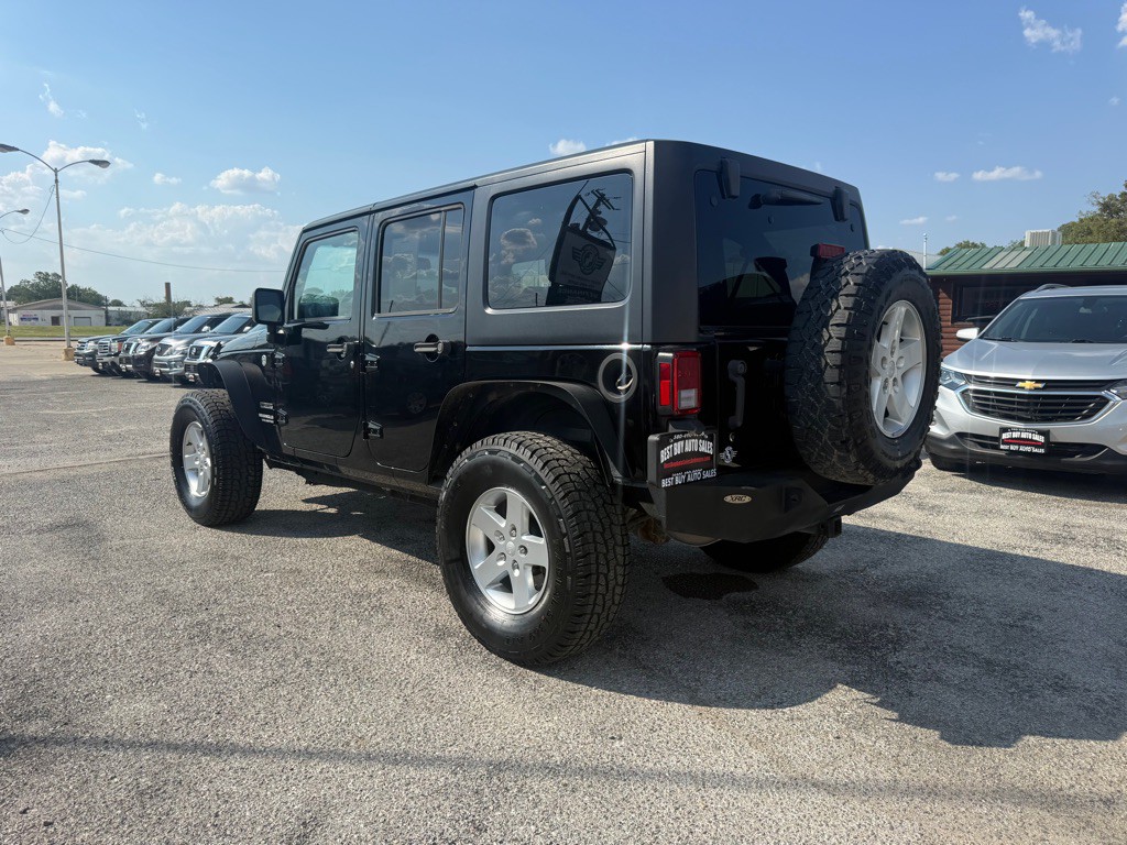 2015 Jeep Wrangler Unlimited Image 2