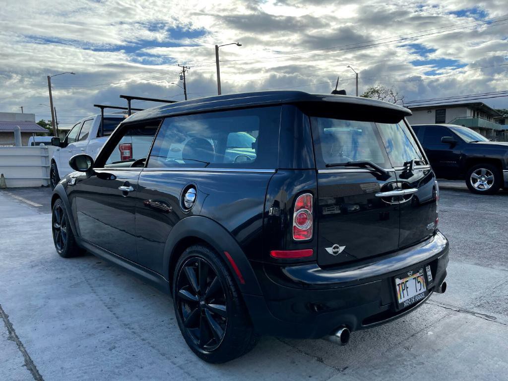 2011 MINI Cooper Clubman Image 5