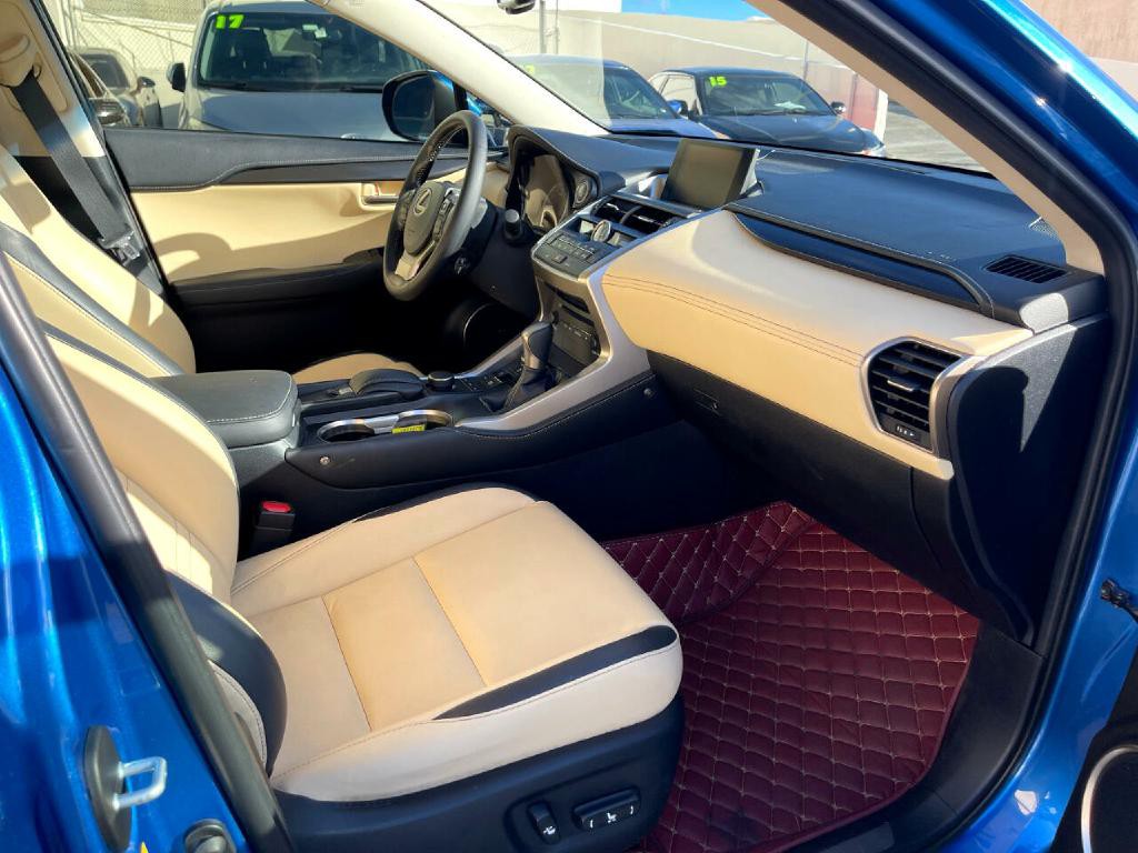 2016 Lexus NX 200t Image 17