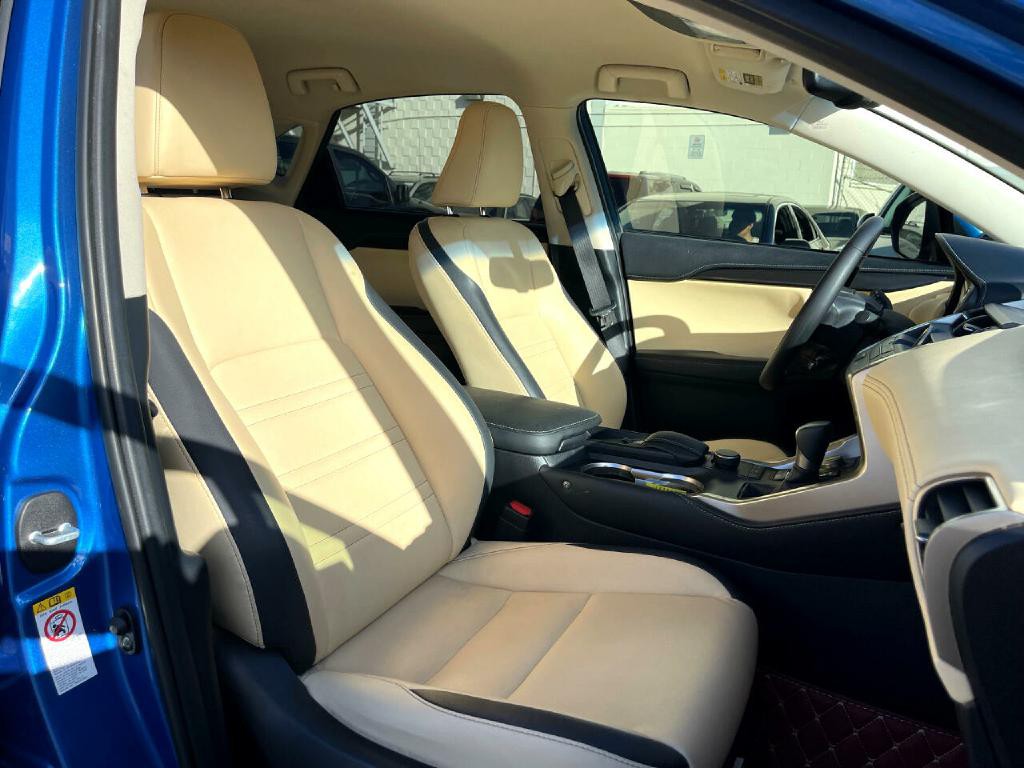 2016 Lexus NX 200t Image 18