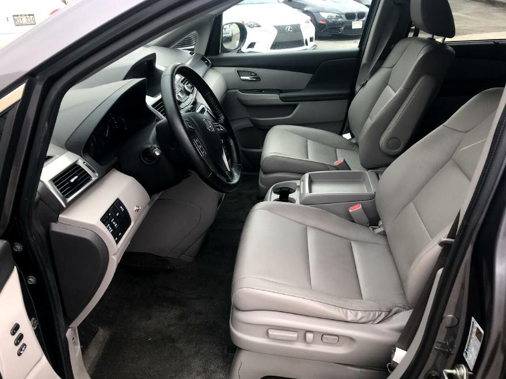 2016 Honda Odyssey Image 9
