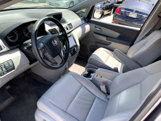 2016 Honda Odyssey Image 10