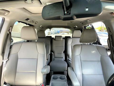 2016 Honda Odyssey Image 12