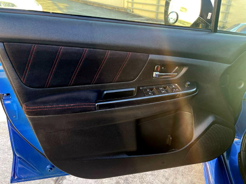 2017 Subaru WRX Image 18