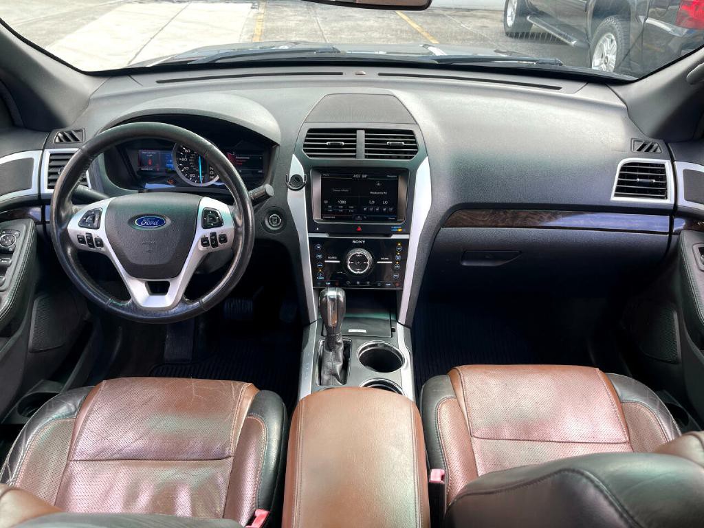 2014 Ford Explorer Image 16