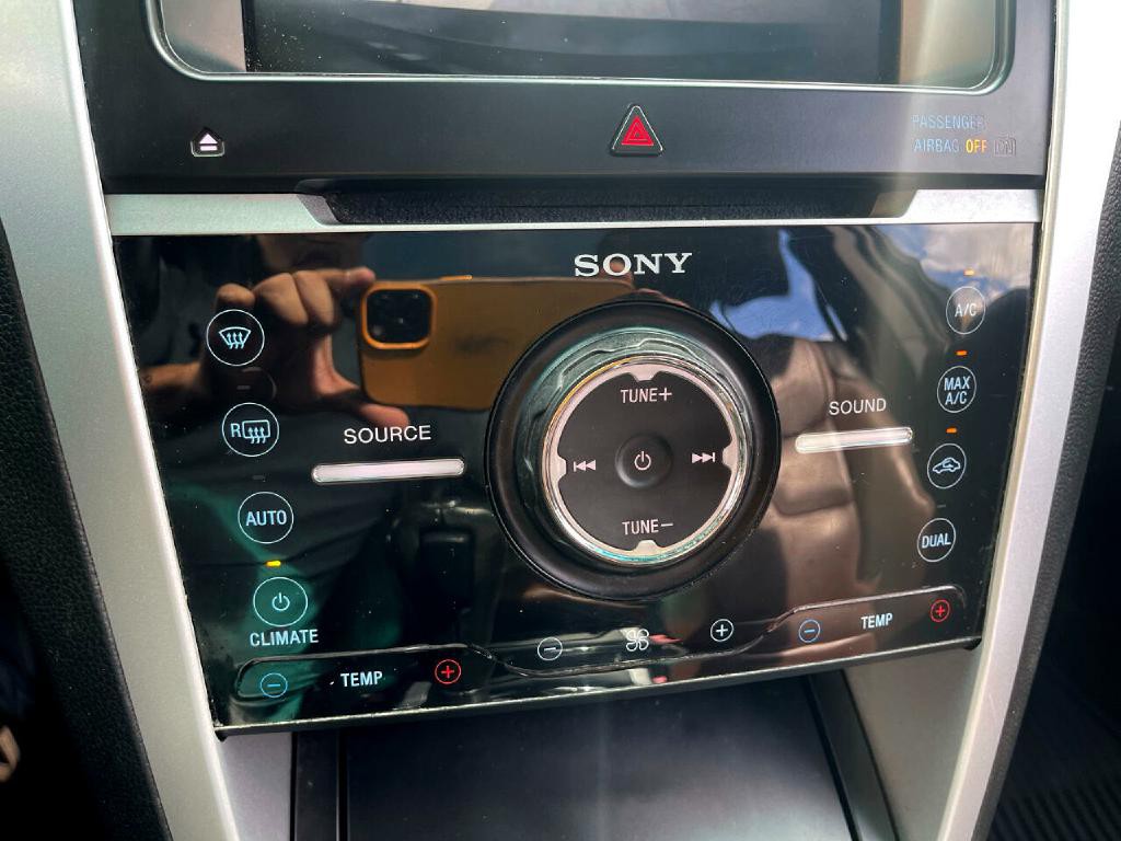 2014 Ford Explorer Image 29