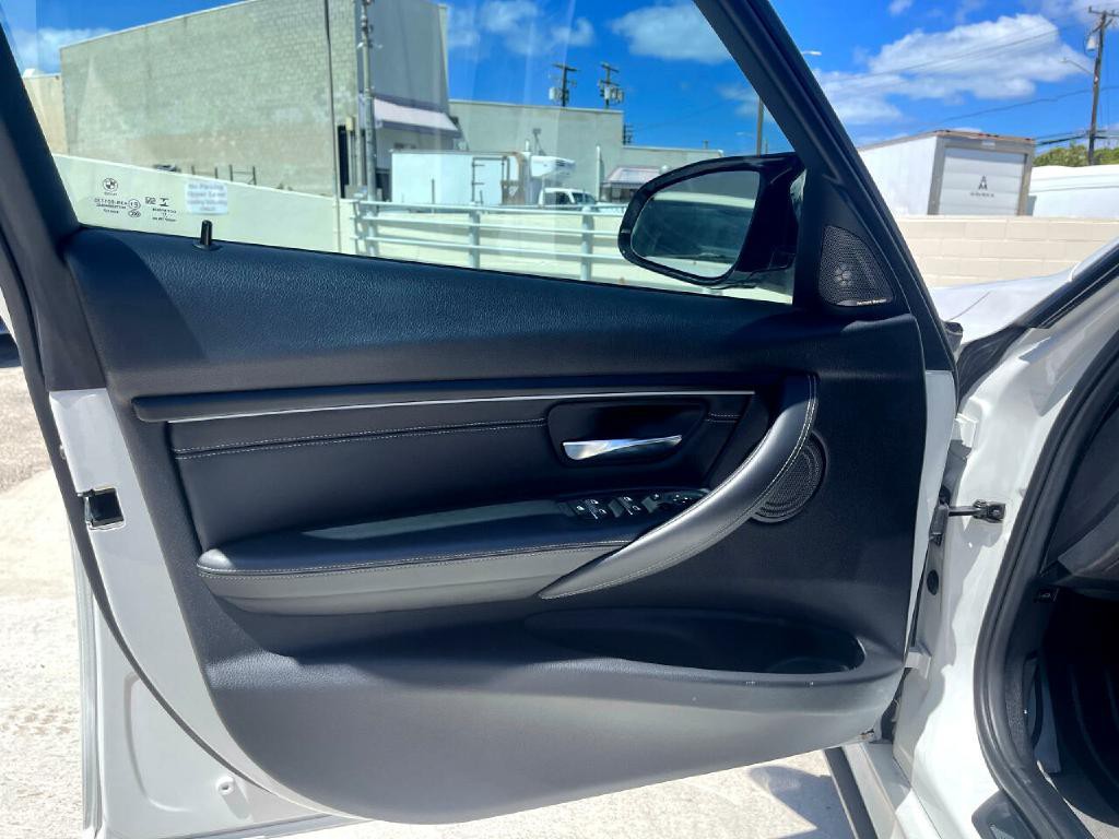 2018 BMW M3 Image 15