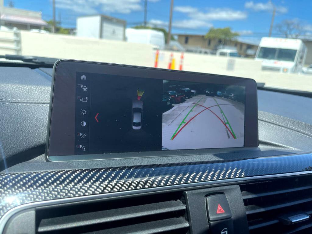 2018 BMW M3 Image 28