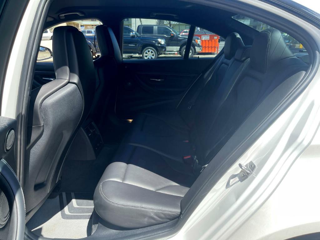 2018 BMW M3 Image 32