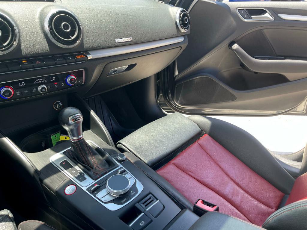 2015 Audi S3 Image 32