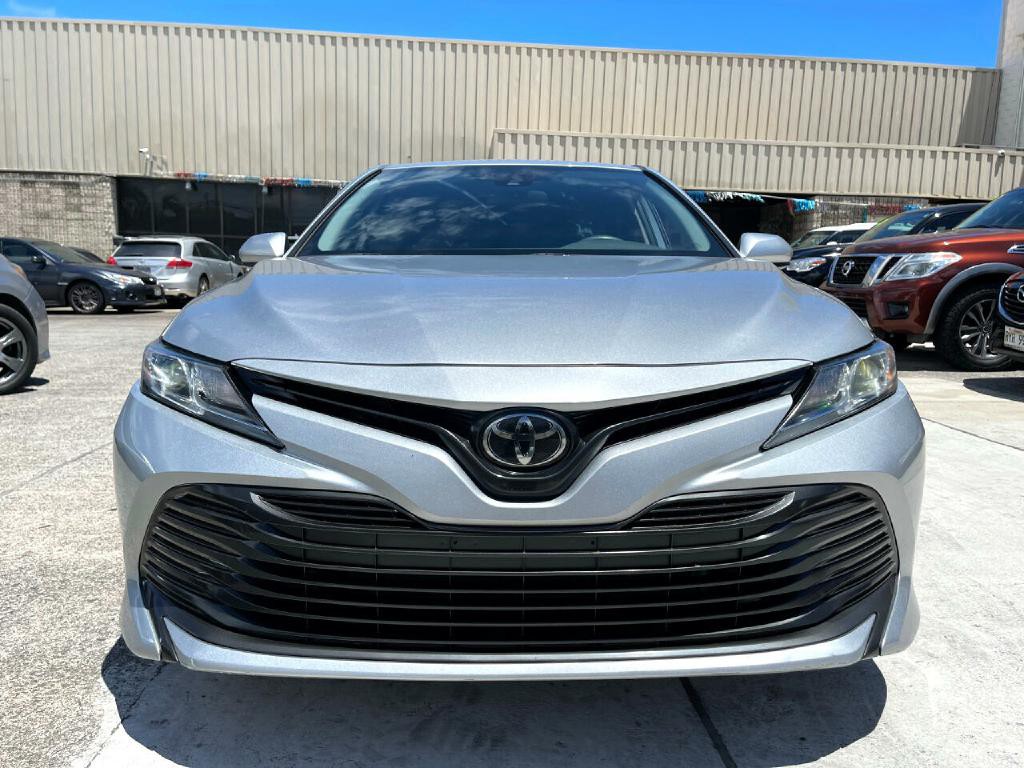 2019 Toyota Camry Image 3