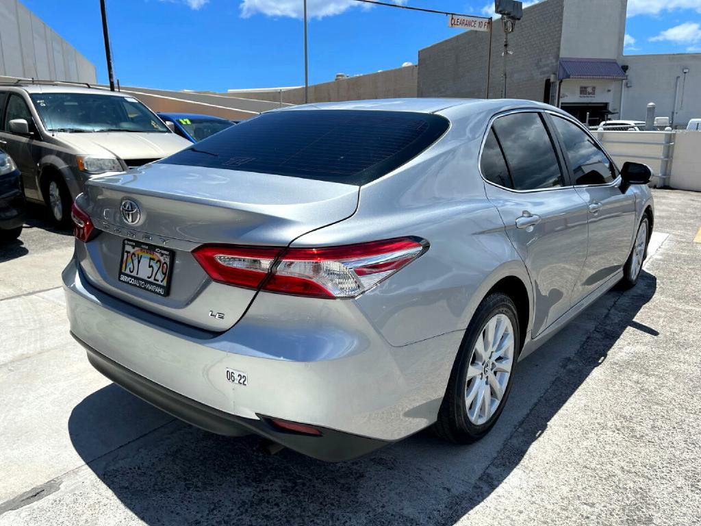 2019 Toyota Camry Image 4