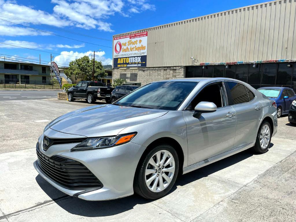 2019 Toyota Camry Image 9