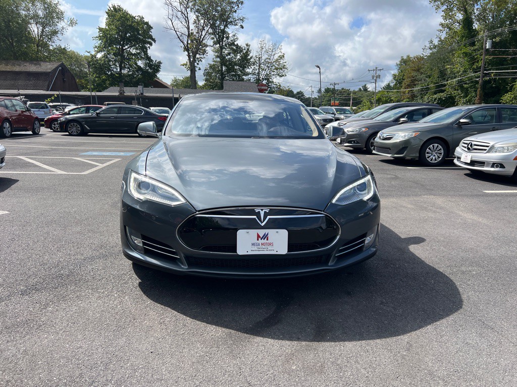 2013 Tesla Model S Image 4
