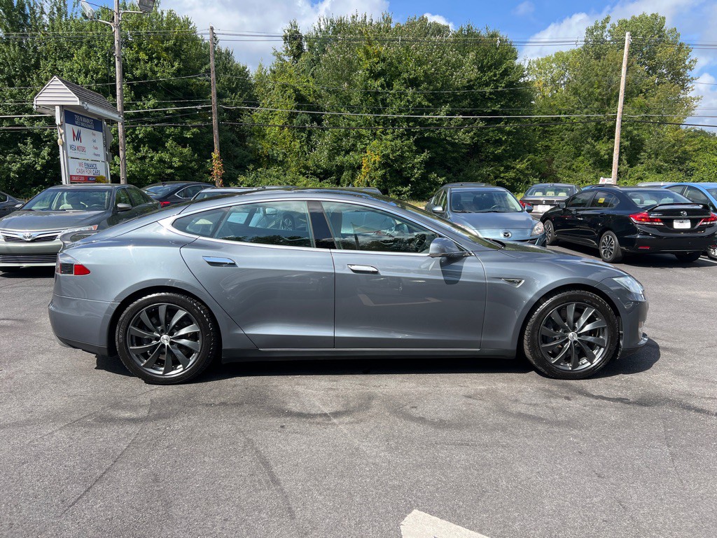 2013 Tesla Model S Image 6