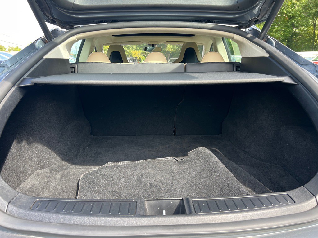 2013 Tesla Model S Image 13