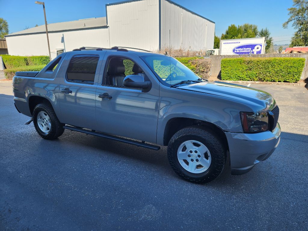 2007 Chevrolet Avalanche Image 16