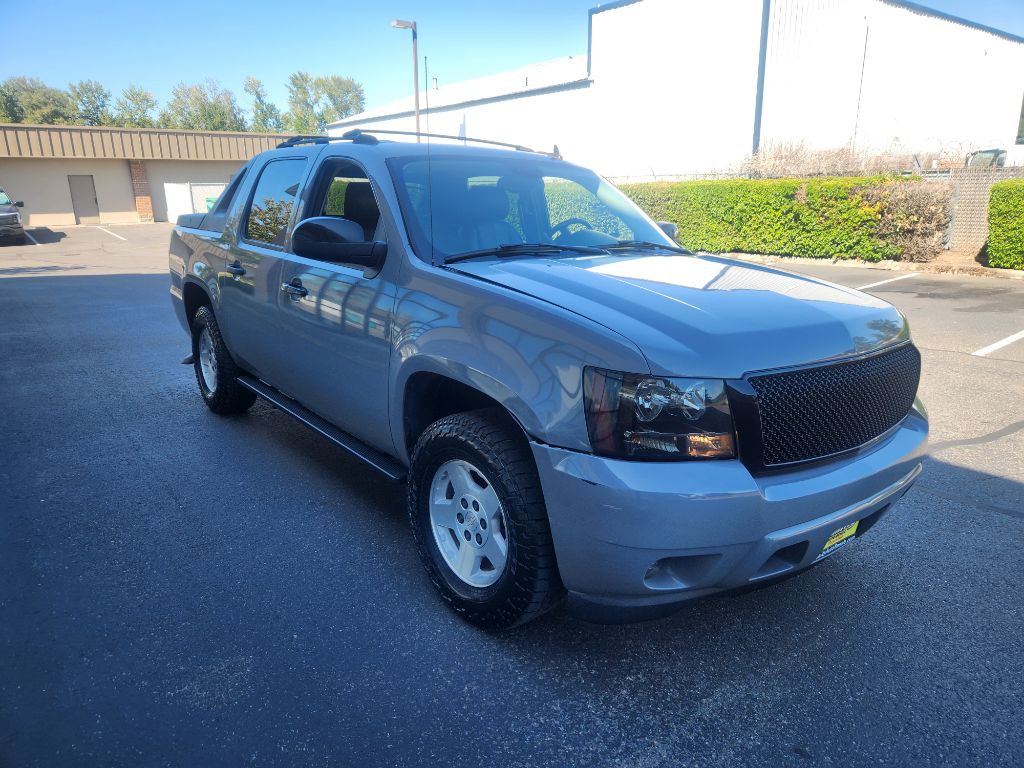 2007 Chevrolet Avalanche Image 11