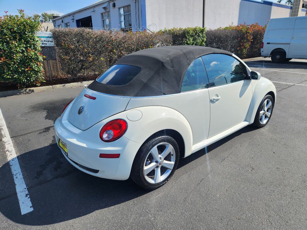 2007 Volkswagen Beetle Image 20
