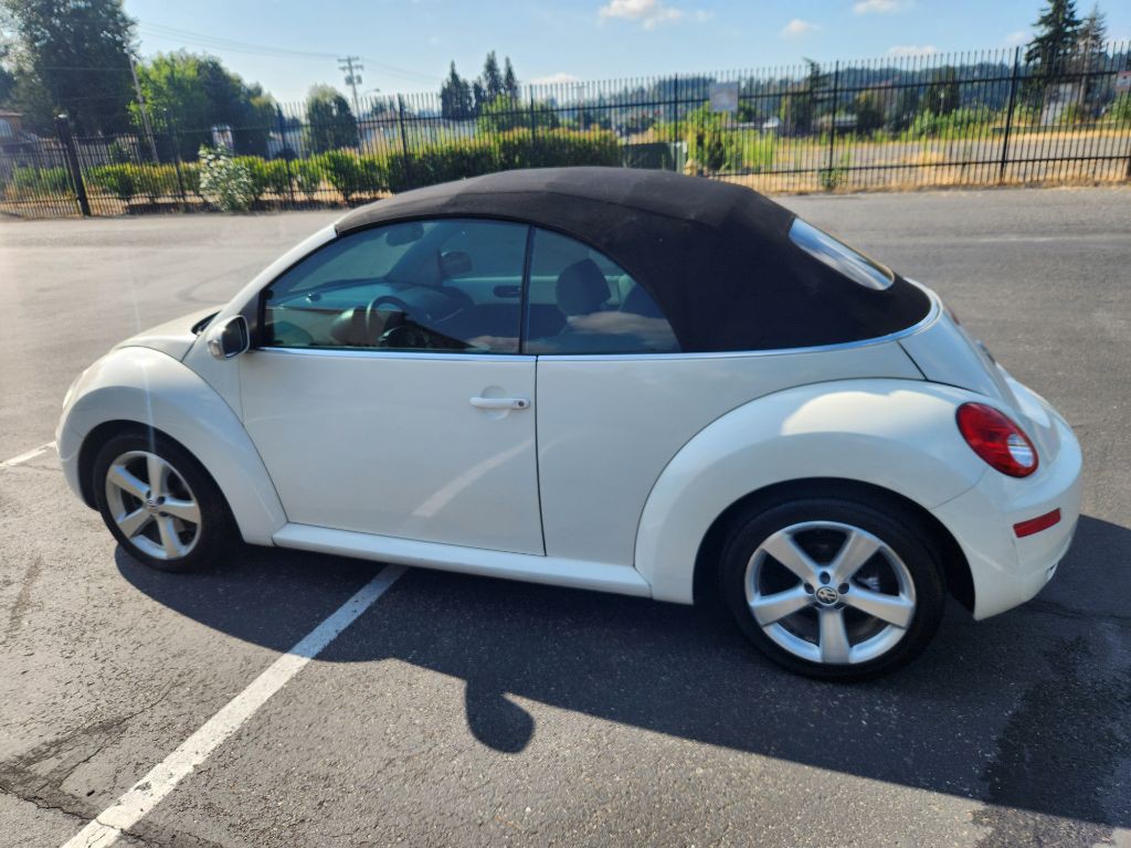 2007 Volkswagen Beetle Image 24