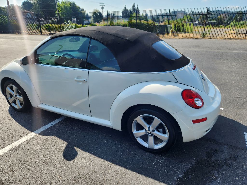 2007 Volkswagen Beetle Image 25