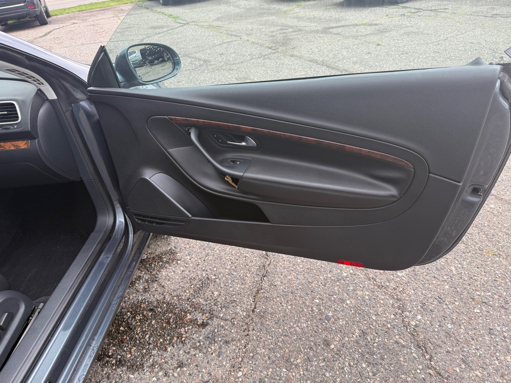 2007 Volkswagen Eos Image 2