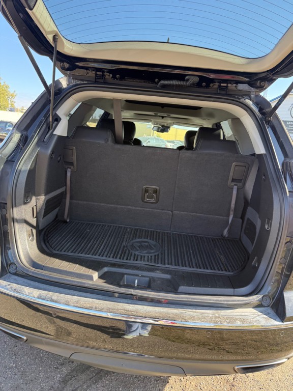 2017 Buick Enclave Image 8