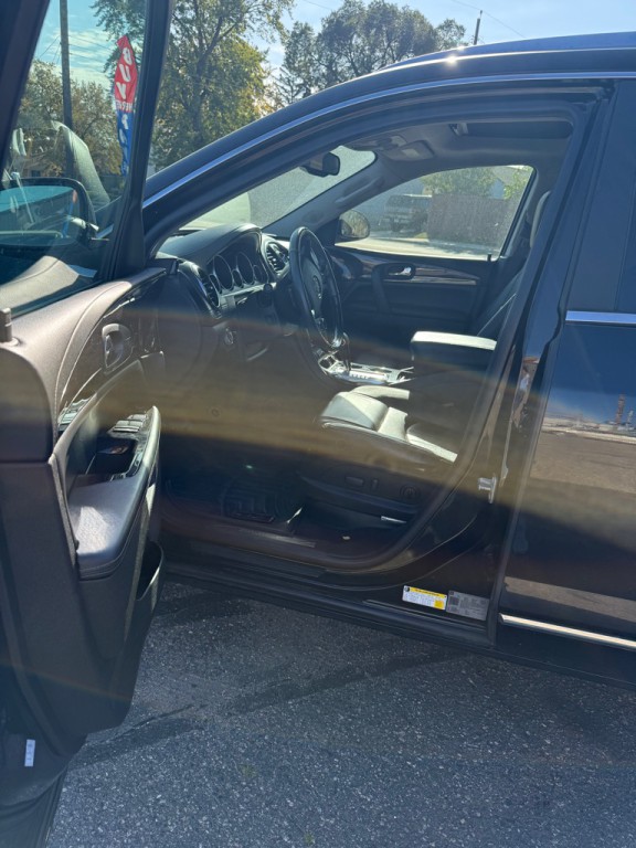 2017 Buick Enclave Image 19