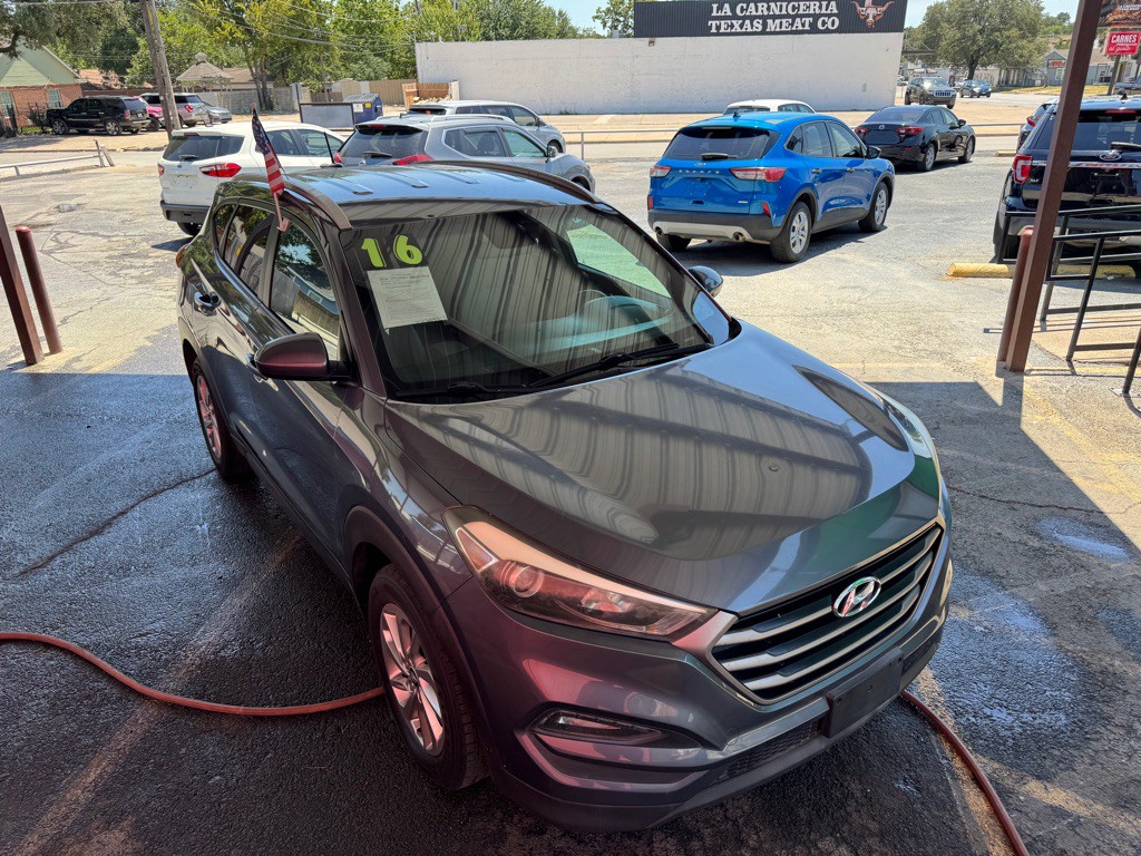2016 Hyundai Tucson Image 2