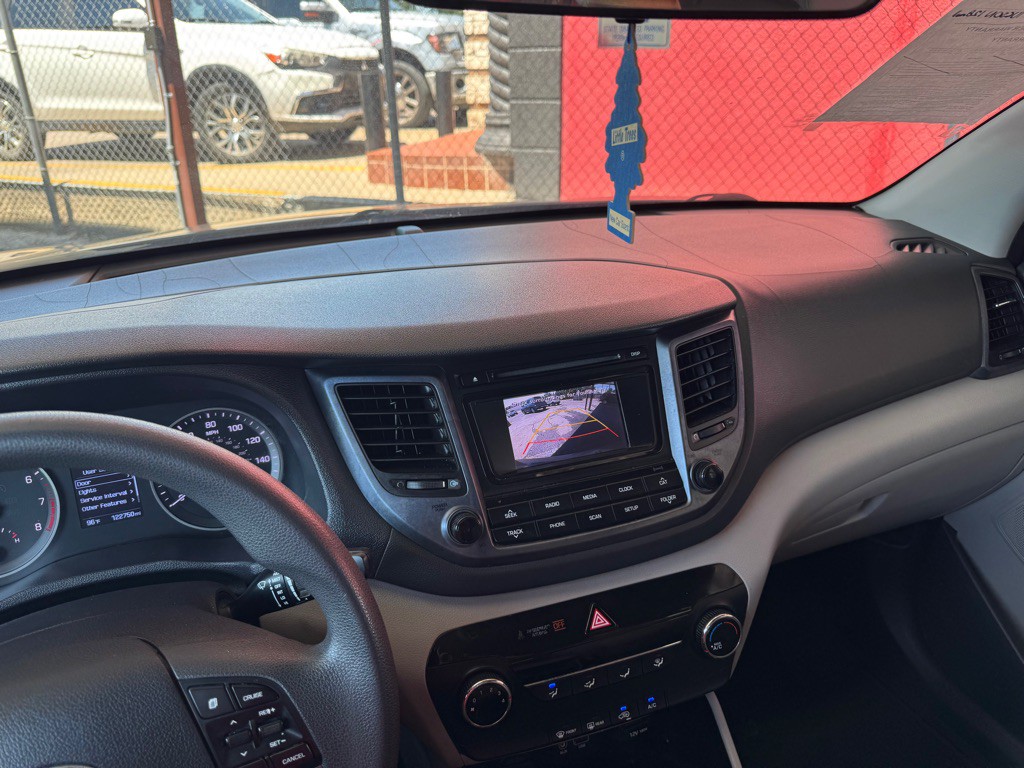 2016 Hyundai Tucson Image 9