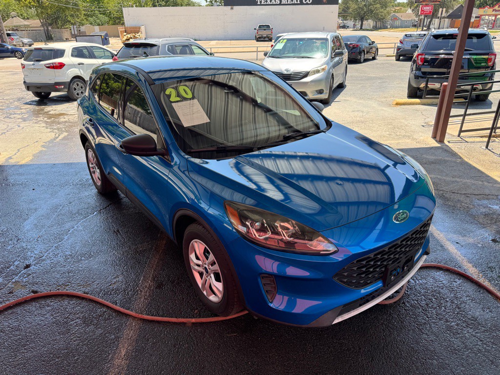 2020 Ford Escape Image 2