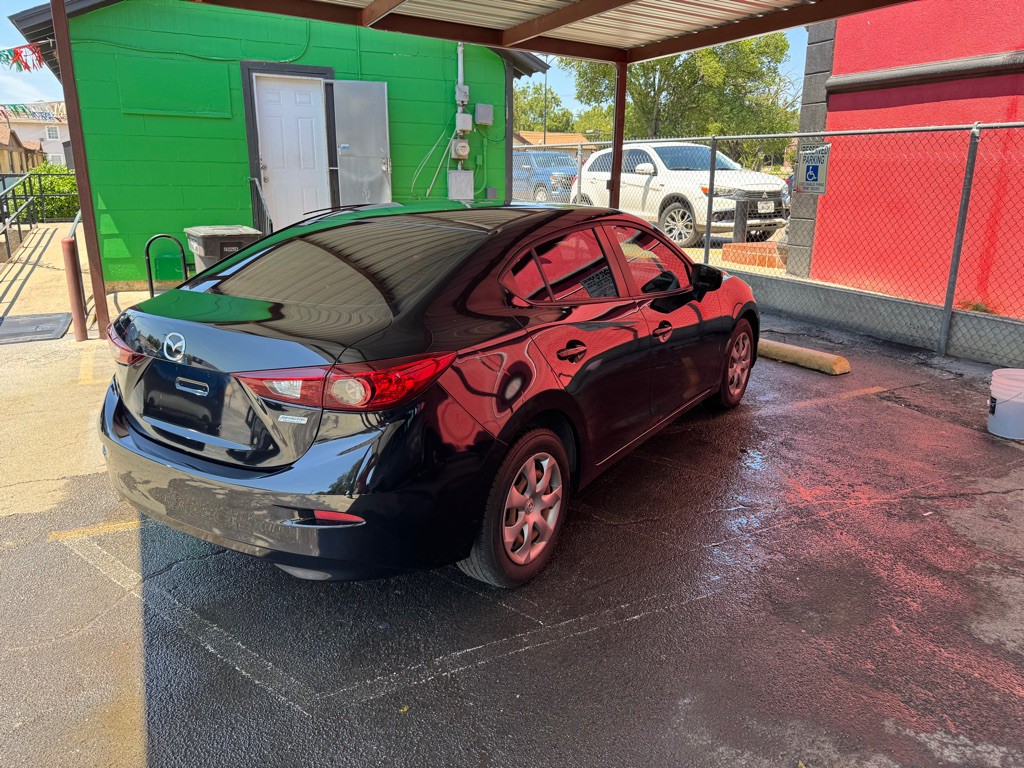 2015 Mazda Mazda3 Image 3