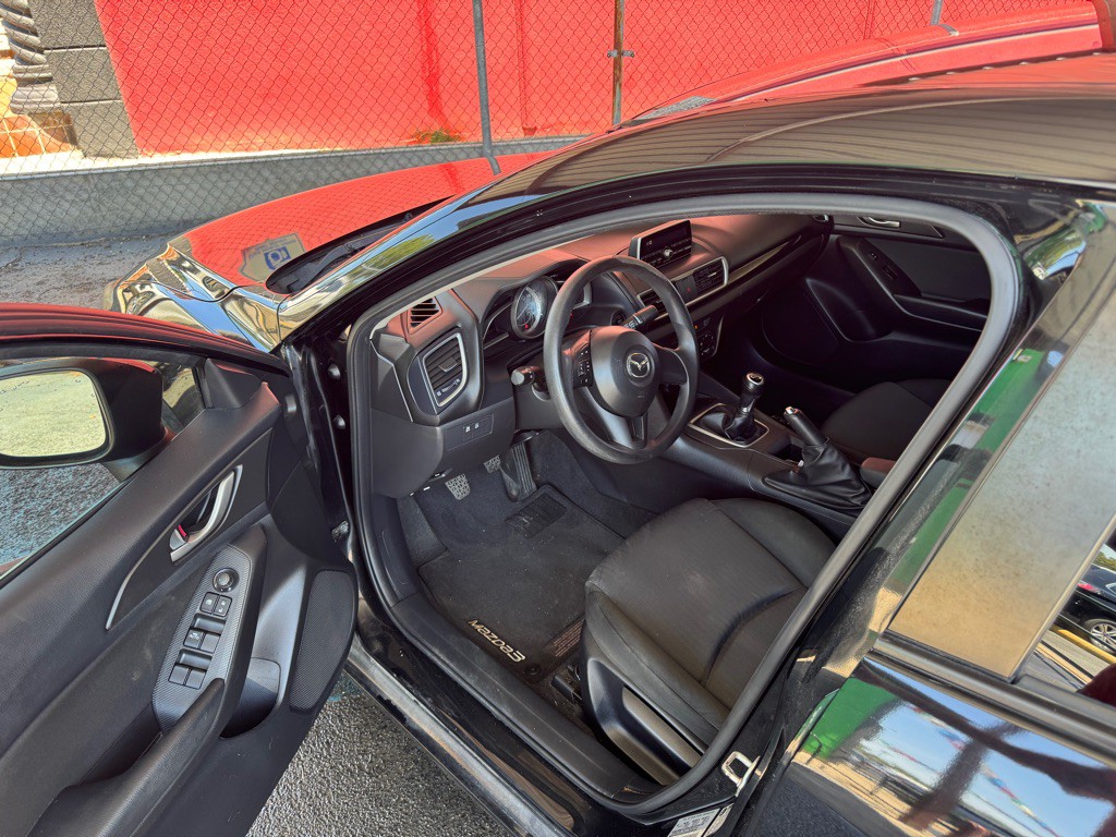 2015 Mazda Mazda3 Image 6