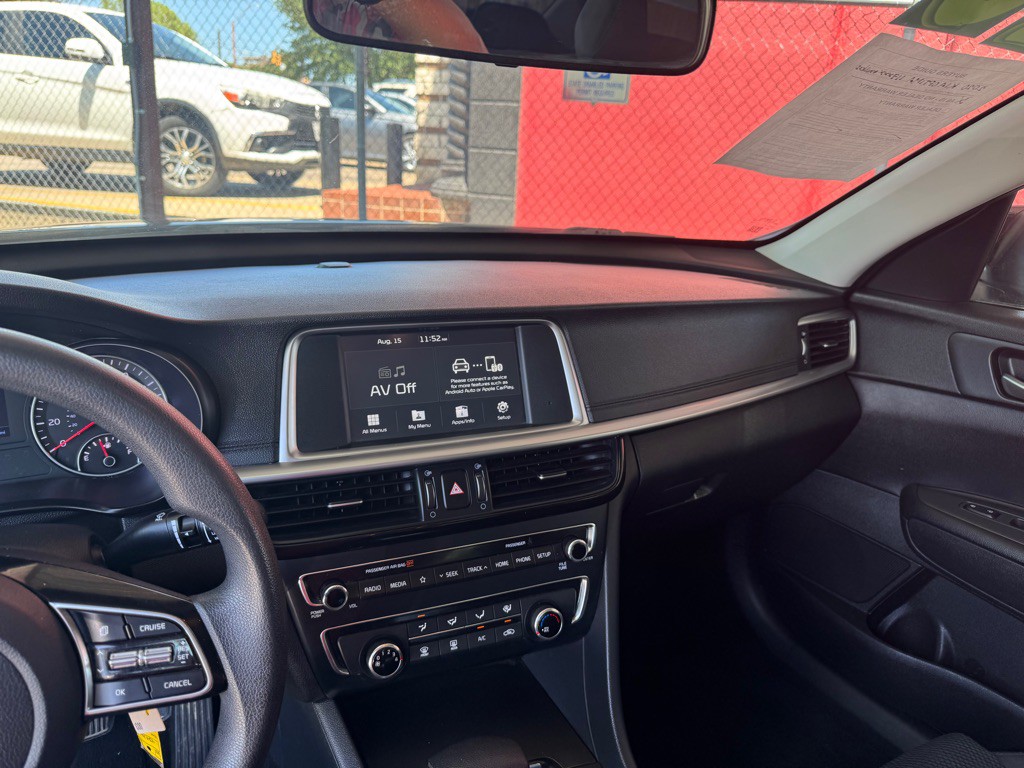 2020 Kia Optima Image 7