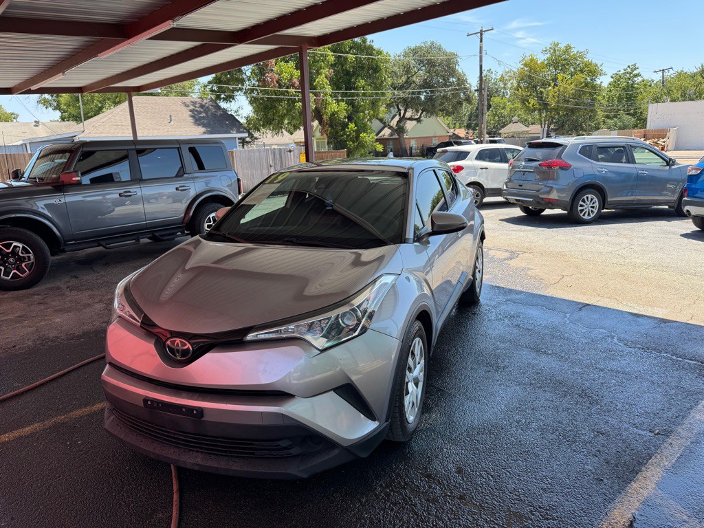 2019 Toyota C-HR Image 1