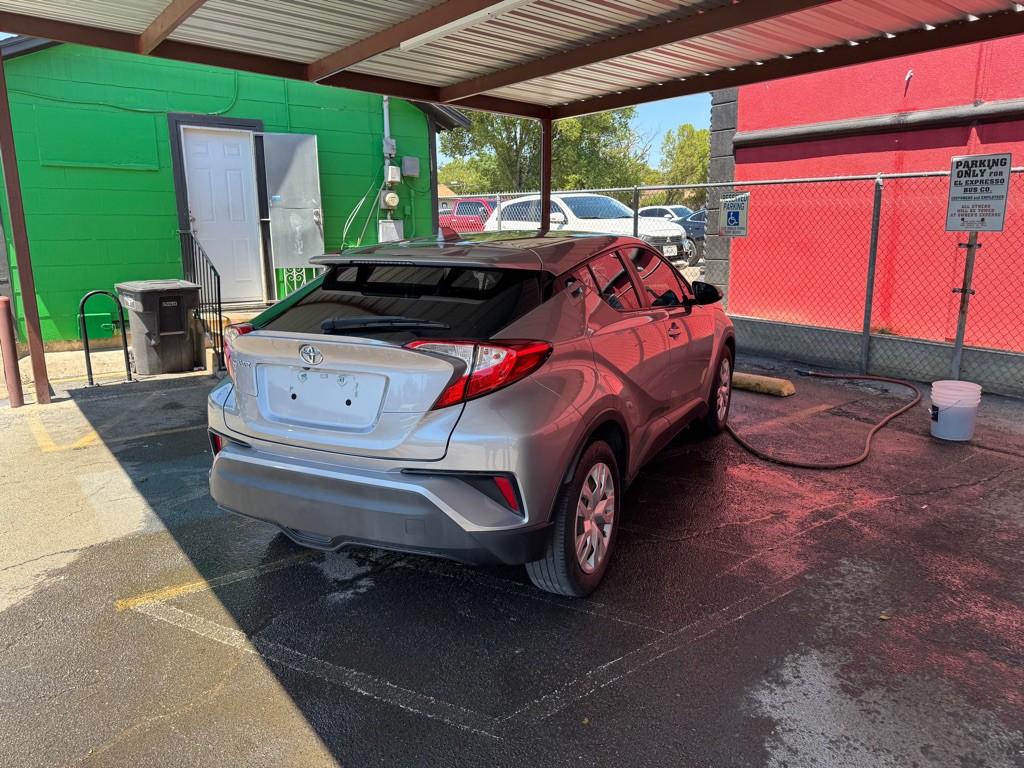 2019 Toyota C-HR Image 3