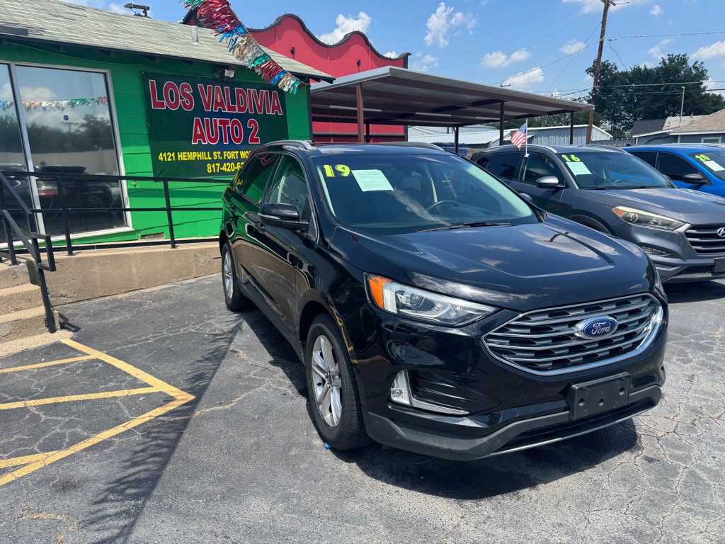2019 Ford Edge Image 2
