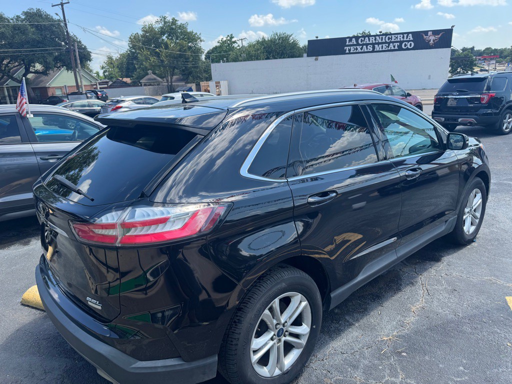 2019 Ford Edge Image 5