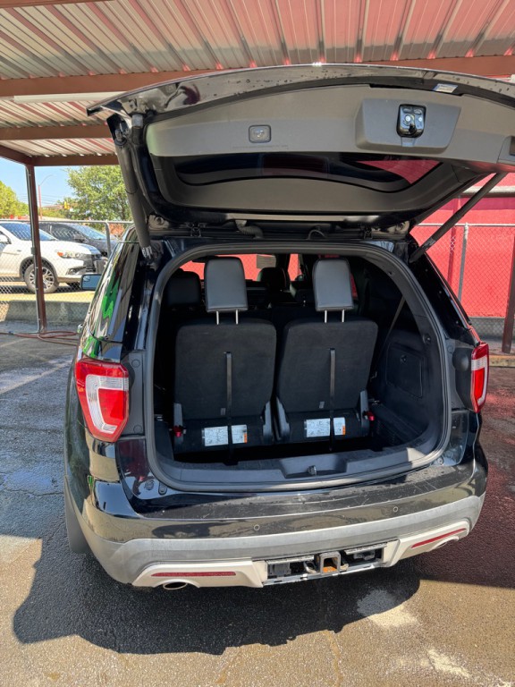 2016 Ford Explorer Image 5