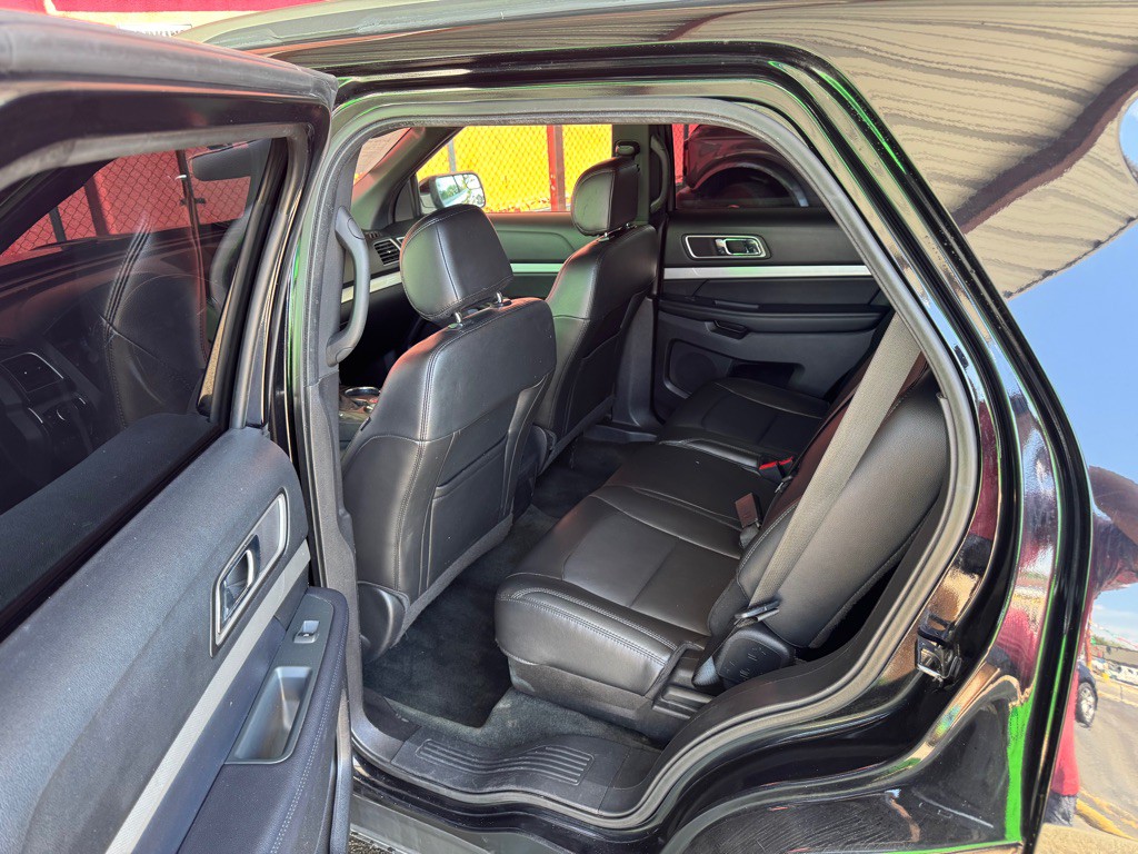 2016 Ford Explorer Image 7