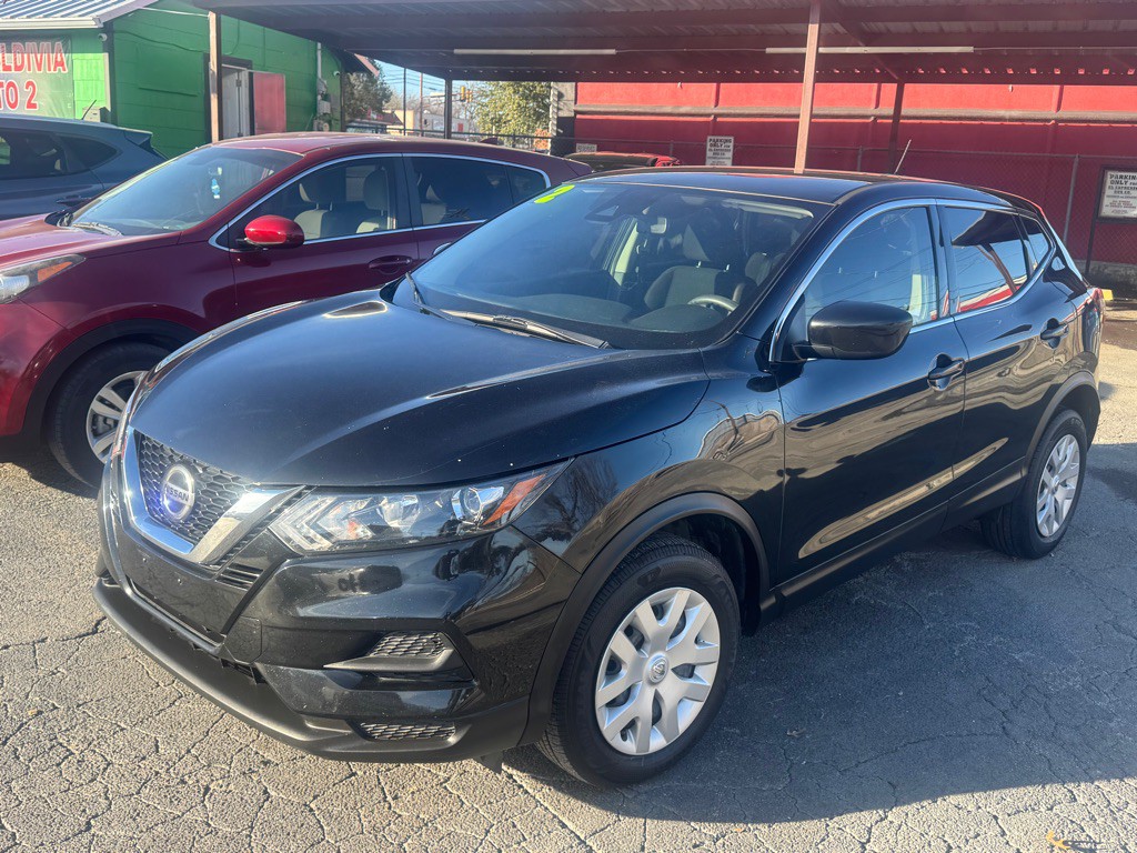 2020 Nissan Rogue Image 2