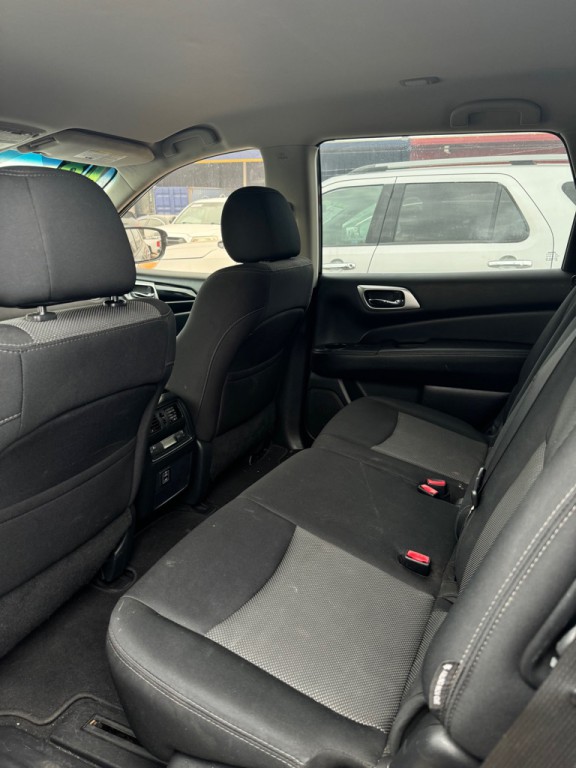 2018 Nissan Pathfinder Image 8