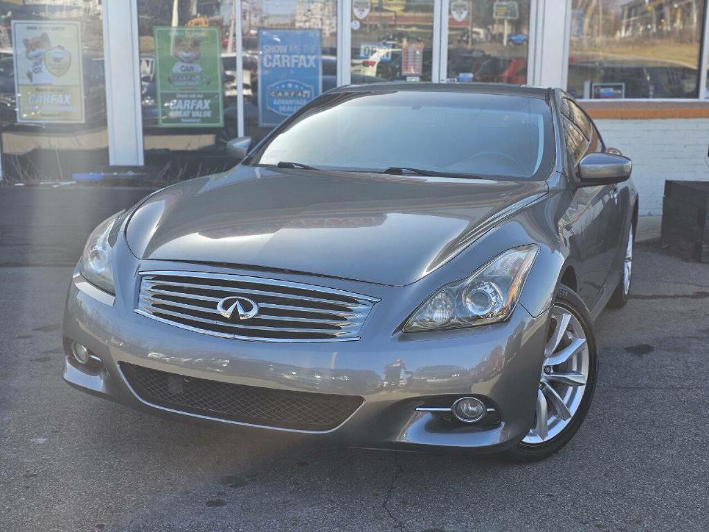2011 INFINITI G37 Image 11