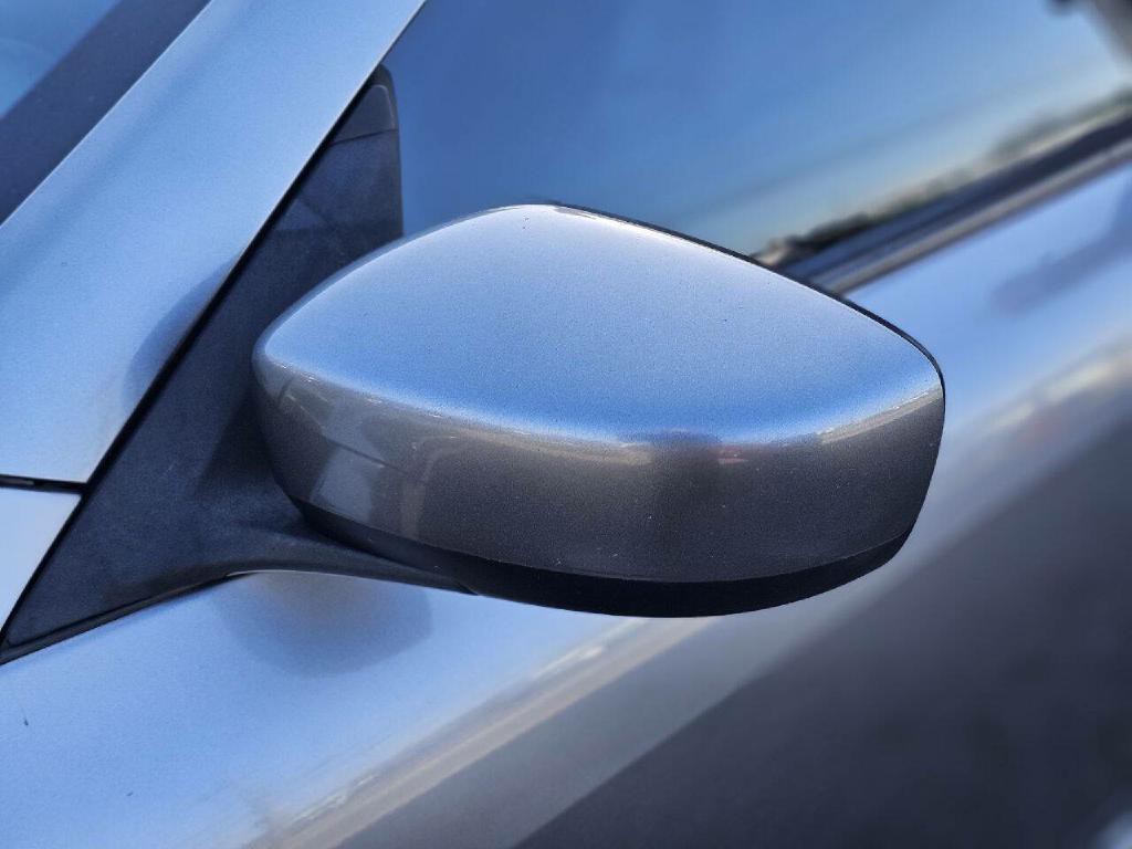 2011 INFINITI G37 Image 21