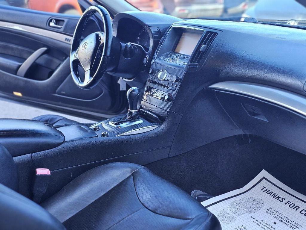 2011 INFINITI G37 Image 39