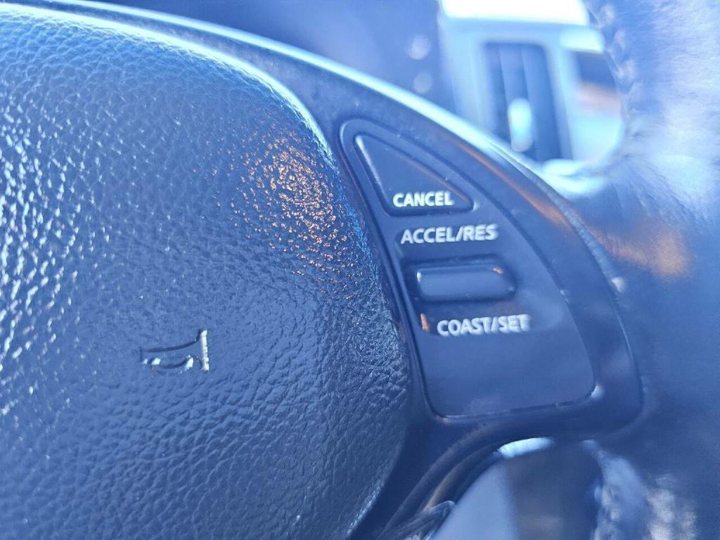 2011 INFINITI G37 Image 46